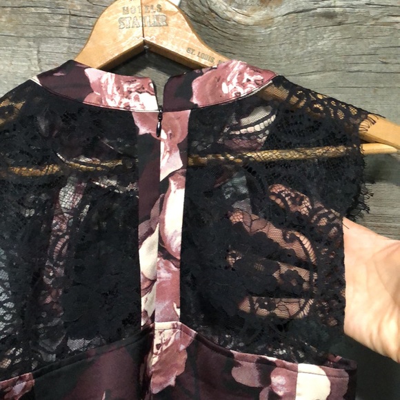 LeChateau floral lace top shirt - Picture 4 of 9